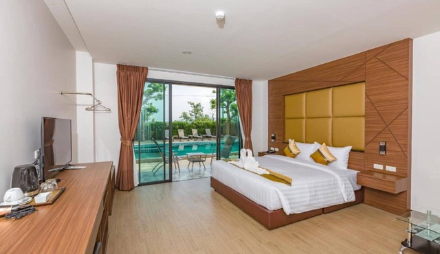 The Bell Airport Phuket Hotel in Sa Khu