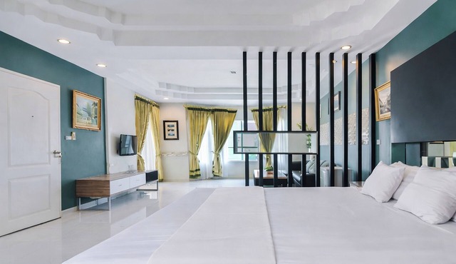 The Room Suphanburi