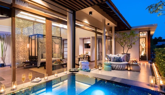 The Sarojin - Jacuzzi Pool Suite in Tambon Khuekkhak