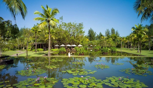 The Sarojin - Pool Residence in Tambon Khuekkhak