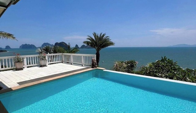 The Sunny Hill Pool Villa 240° Panoramic Sea Views