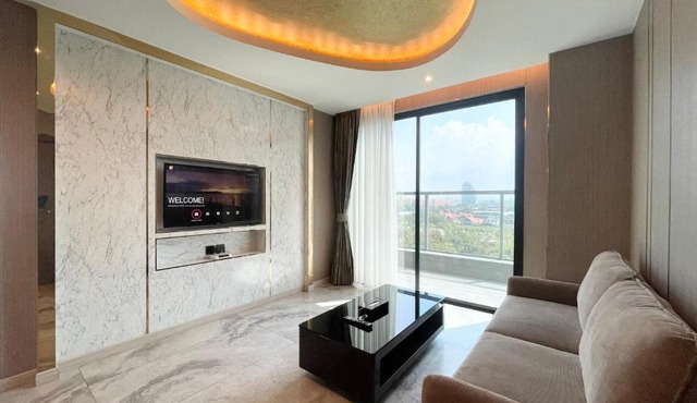 THE TJ HOTEL Pattaya