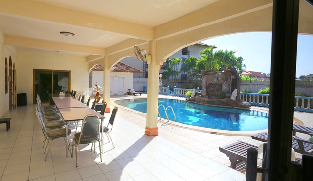 Three Bears Villa