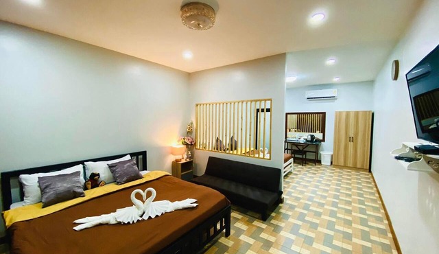 Trang Oasis Waterpark Hotel