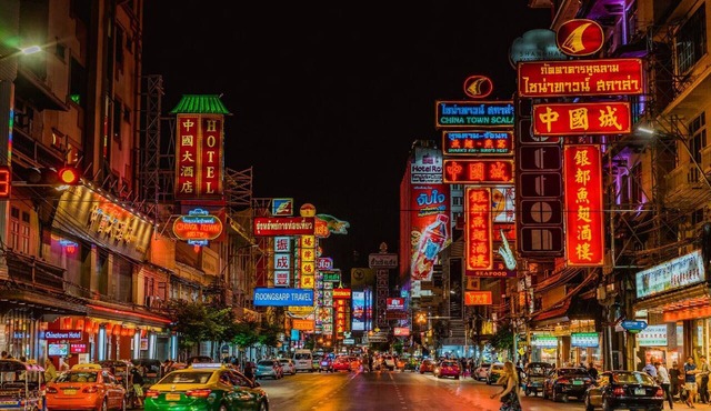 Tranquil Retreat in the Heart of Bangkok's Chinatown