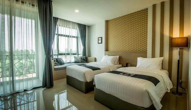 Triple Z Hotel