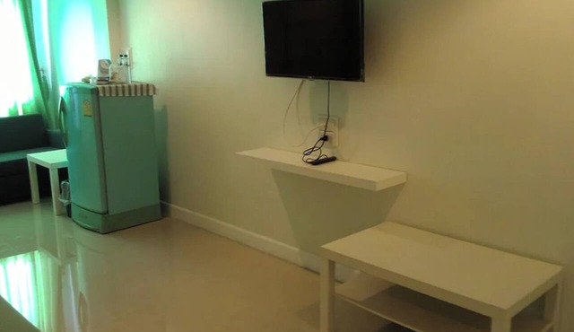 UJ Apartment