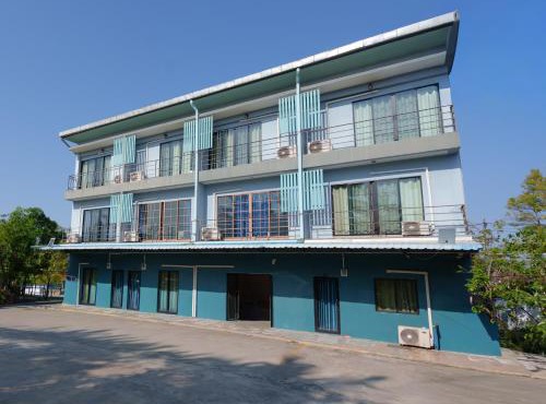 V Tharm Hotel