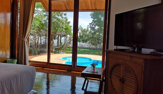 Veepana Resort in Ban Laem