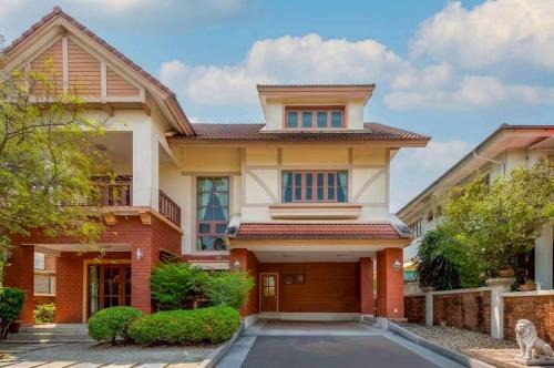 Villa 4Bedroom 3Bathroom at Bang Muang