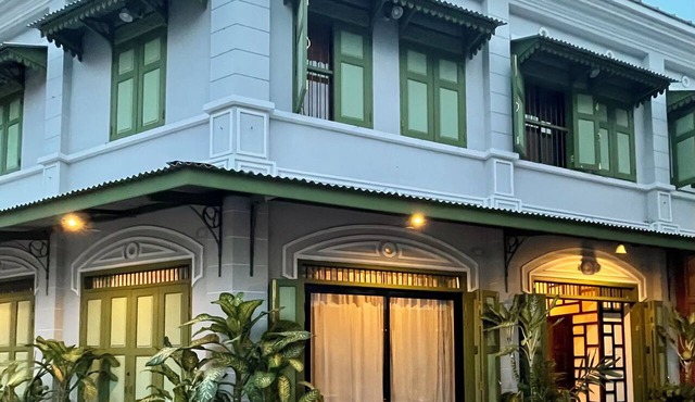 Welcome to Churs Garden Boutique Stay 100-Year-Old Heritage Chinatown Bangkok in Krung Thep Maha Nakhon
