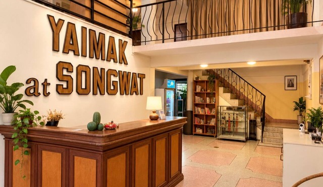 Yaimak House Mid Century in Bangkok