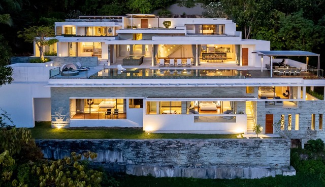 Zest 4 Bed : Ultra-Luxurious Five Star Villa
