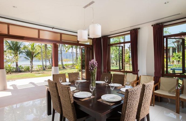 Amatapura Beachfront Villa 1
