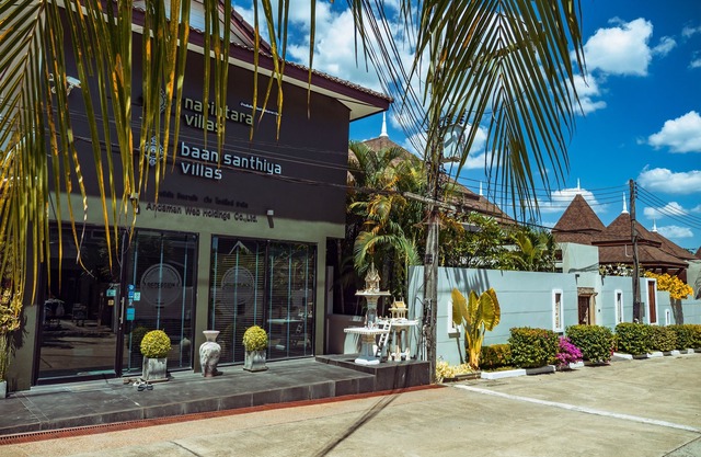 Baan Santhiya Private Pool Villas