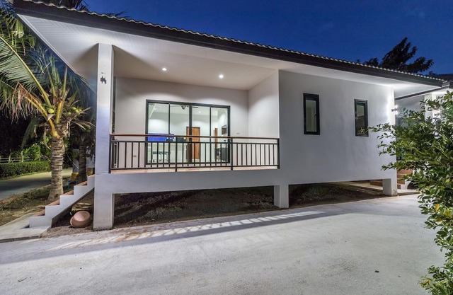 Brand New Modern 2 Bedroom Near Lamai Beach