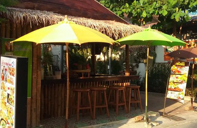 Jaidee Bamboo Huts
