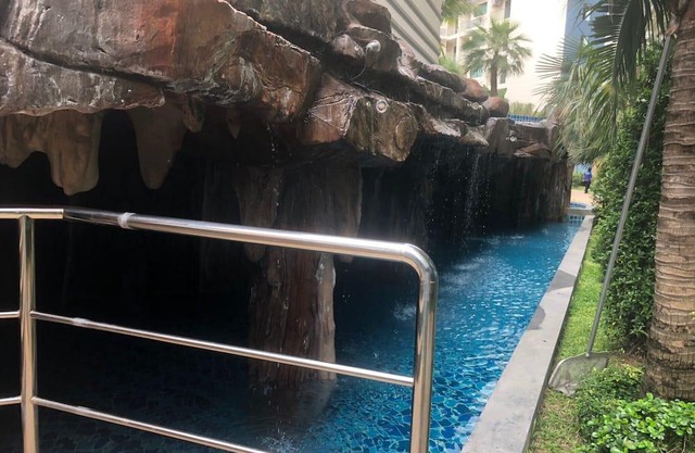 Laguna beach resort 2 studio condo Pattaya