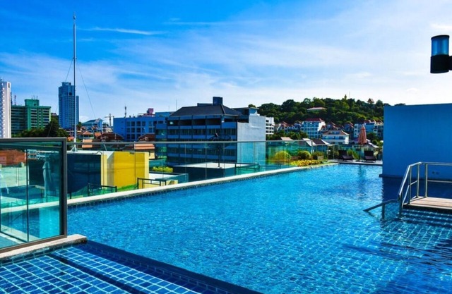 Water Park Premium Pool View ★★★★★