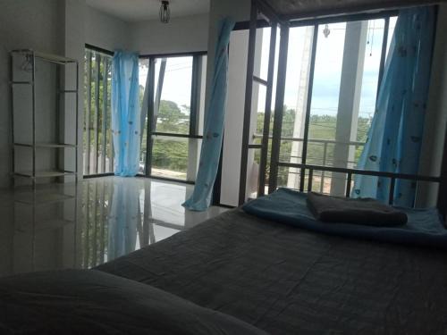 Downtown Krabi Hostel | มังกรเลโฮลเทลกระบี่ Mangkonlay Hostel Krabi