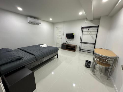 K. Phu Pieng Hostel | เดอะซันทูมูนโฮสเทล