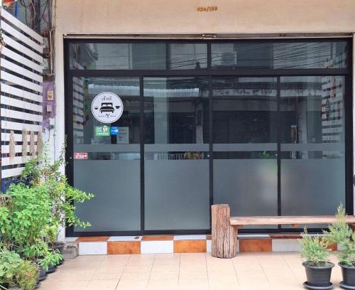 Phitsanulok Hostel | เส้นดี โฮสเทล Sendee Hostel