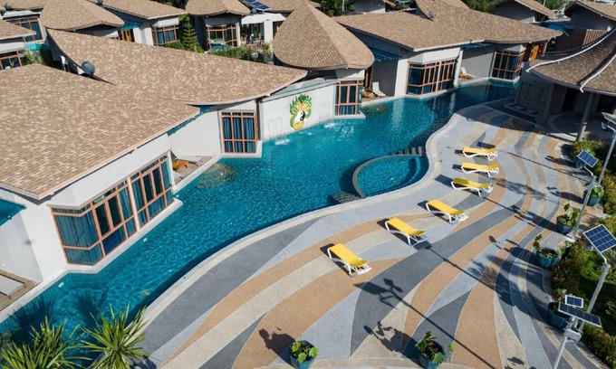 Phu Ruea Hotel | 120 m² Hotel ∙ 2 bedrooms ∙ 6 guests
