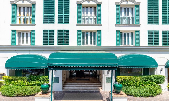 Embassy District Apartment | 120 m² Serviced apartment ∙ 2 bedrooms ∙ 127 guests