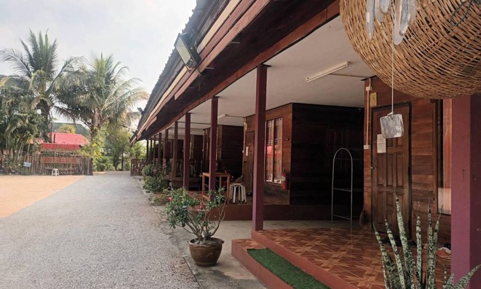 Thung Ngam Resort | 16 m² Resort ∙ 4 guests