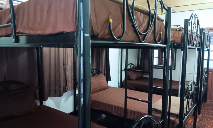 Wua Lai Hostel | 17 m² Hostel ∙ 6 guests