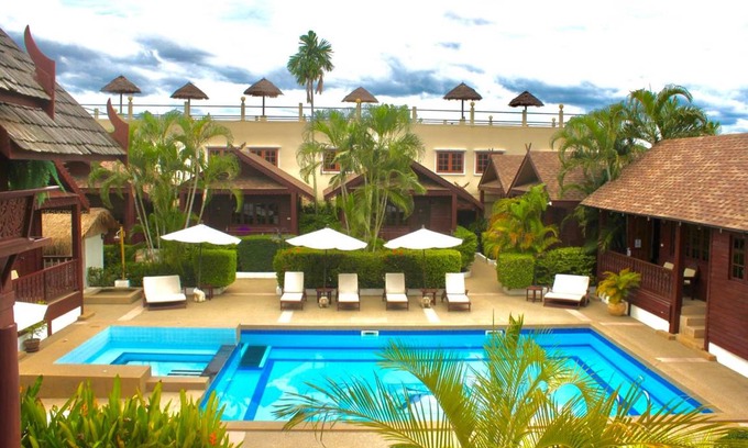 Hin Lek Fai Bed & Breakfast | 20 m² Bed and breakfast ∙ 4 guests
