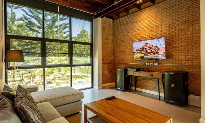 Ban Noen House | 200 m² House ∙ 3 bedrooms ∙ 8 guests