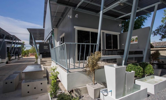 Samut Sakhon Resort | 24 m² Resort ∙ 3 guests