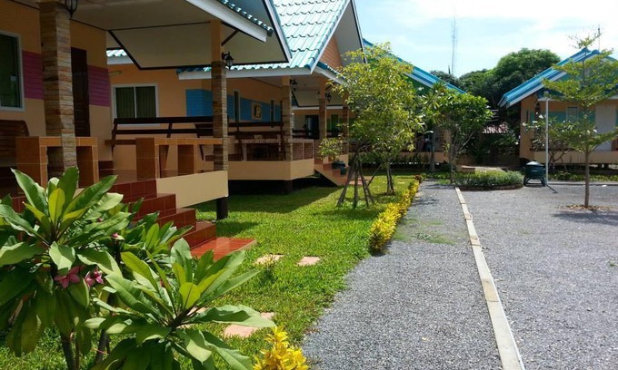 Laem Sing Resort | 26 m² Resort ∙ 2 bedrooms ∙ 6 guests