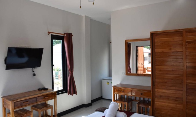 Sai Yok House | 262 m² Bungalow ∙ 2 guests