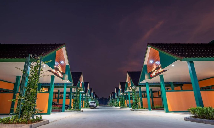 Bang Phra Hotel | 27 m² Hotel ∙ 2 guests