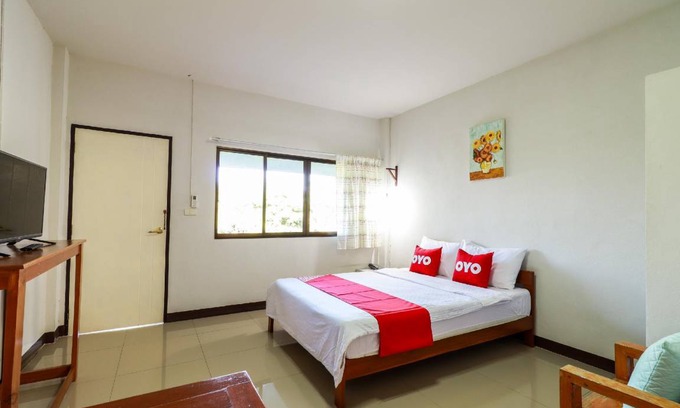 Lamphun Hotel | 30 m² Hotel ∙ 2 guests