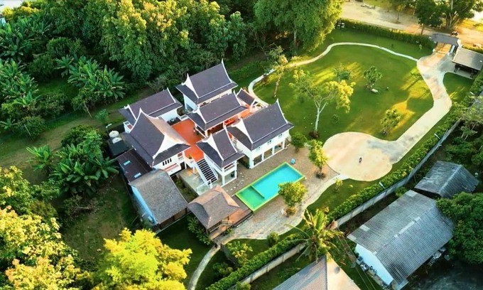Pa Tan Villa | 3000 m² Villa ∙ 4 bedrooms ∙ 9 guests