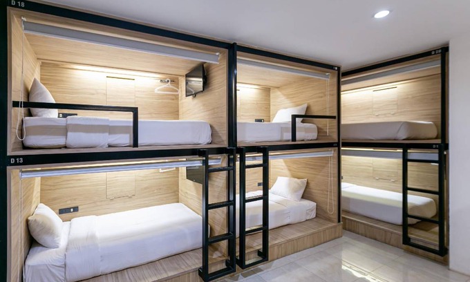 Pattaya Bay Hostel | 35 m² Hostel ∙ 127 guests