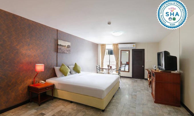 Samsen Nok Hotel | 37 m² Hotel ∙ 2 guests