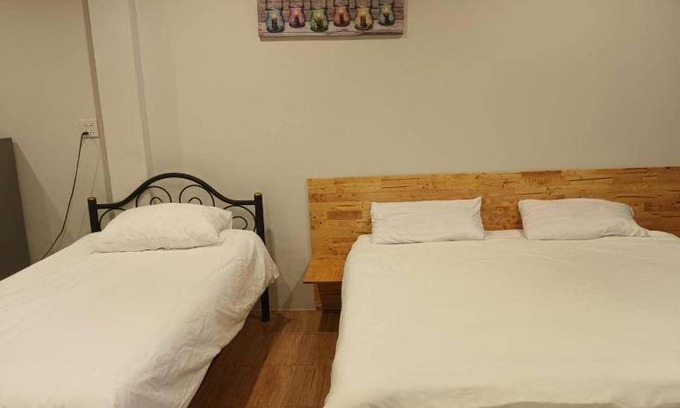 Tha Kham Hotel | 40 m² Hotel ∙ 4 guests
