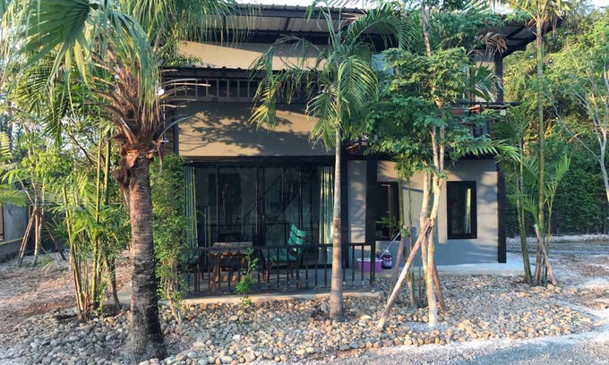 Prachantakham House | 45 m² House ∙ 2 bedrooms ∙ 4 guests