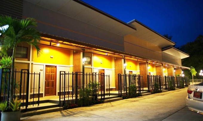 Pak Nam Bed & Breakfast | 48 m² Bed and breakfast ∙ 127 guests