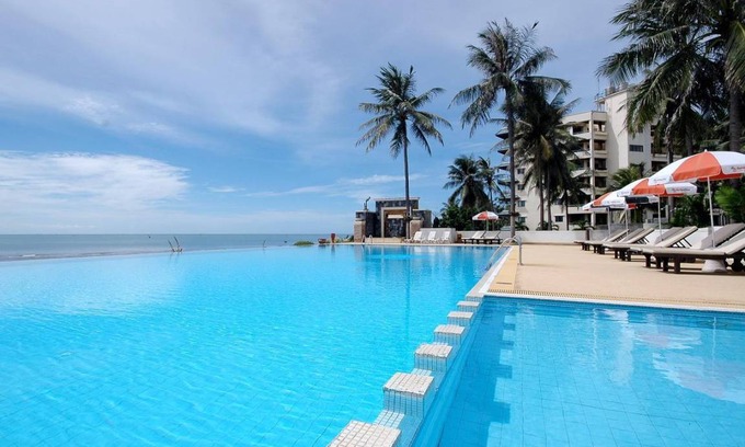 Pak Nam Pran Resort | 50 m² Resort ∙ 127 guests