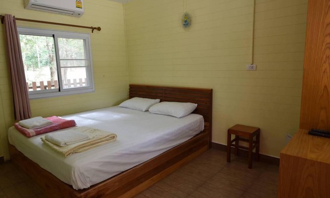 Khao Chamao Resort | 60 m² Resort ∙ 2 bedrooms ∙ 17 guests