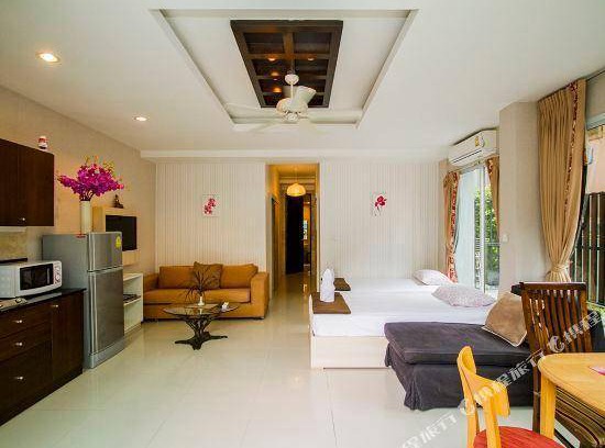 Jomtien Hotel | 700 m² Hotel ∙ 127 guests