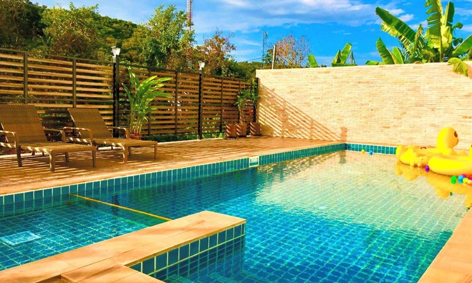 Koh Lan Resort | 72 m² Resort ∙ 127 guests