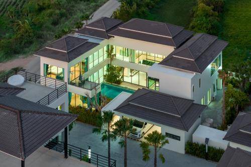 Na Kluea Hotel | 900 m² Hotel ∙ 5 bedrooms ∙ 10 guests