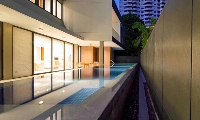 Ekkamai Villa | 959 m² Villa ∙ 6 bedrooms ∙ 20 guests