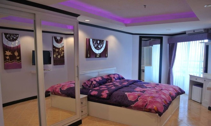 South Pattaya Condo | Angket Hip Residence in Jomtien Angket Floor 11